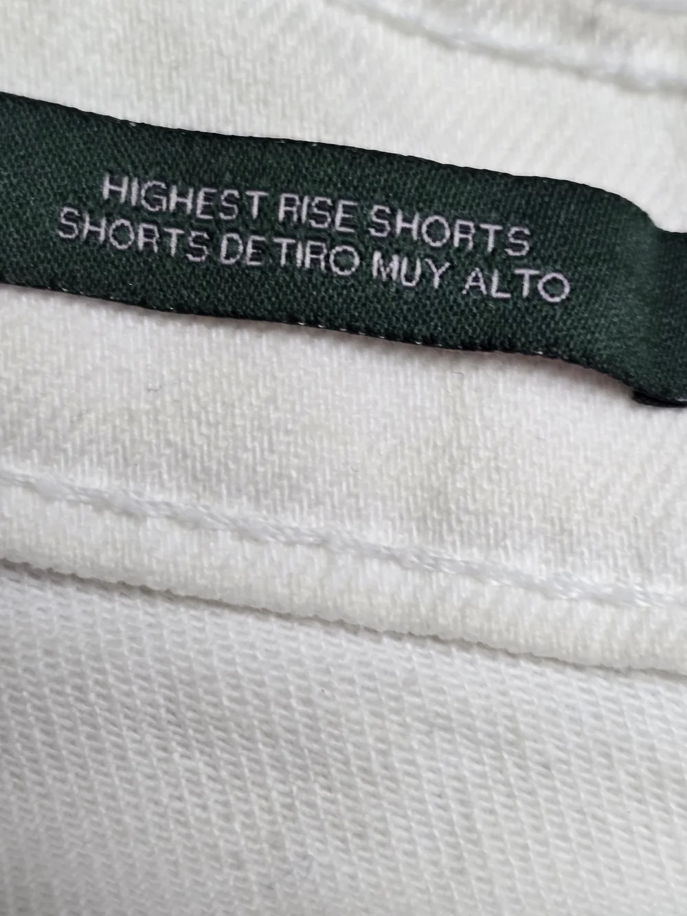 Wild Fable White Denim Shorts Women’s 6 High Rise Distressed Raw Hem